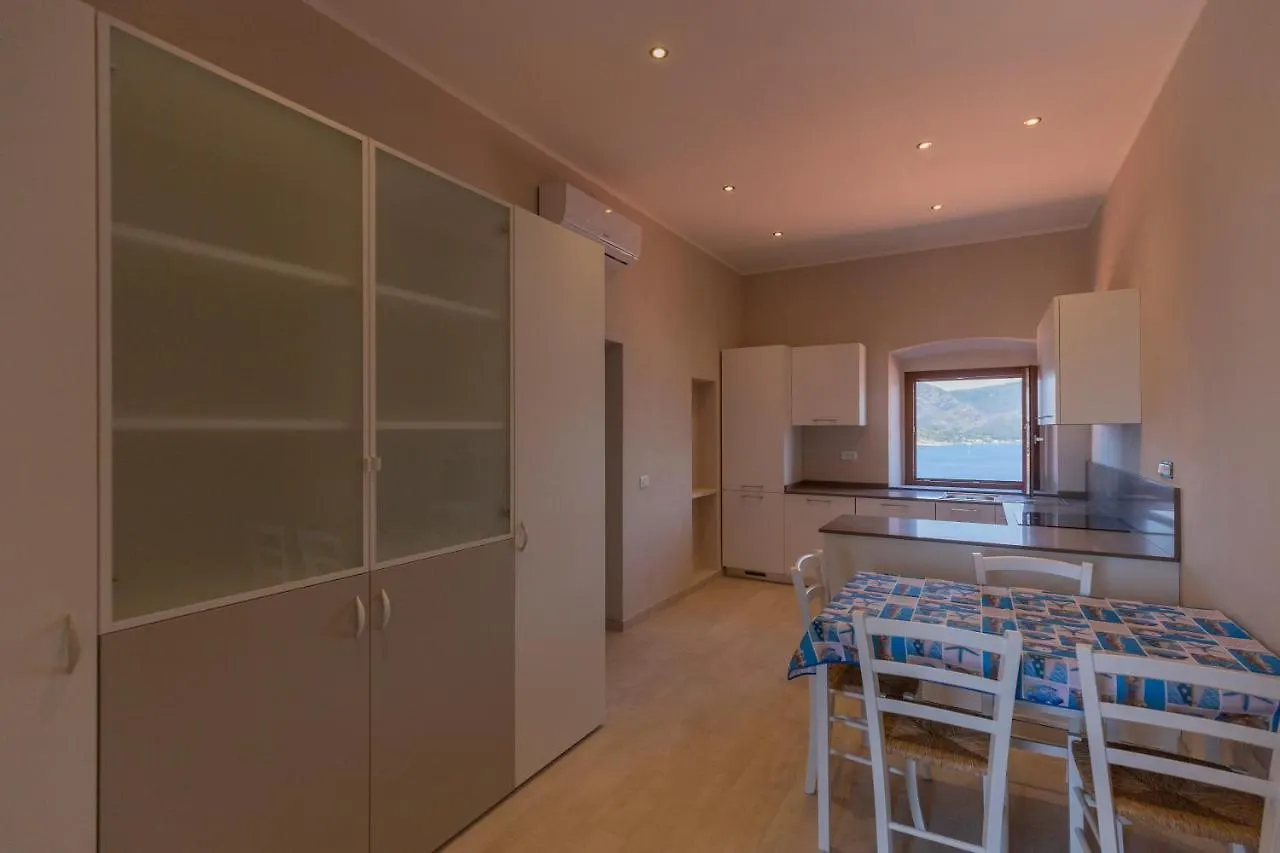 Casa de Férias Helloelba Appartamento Il Faro Portoferraio